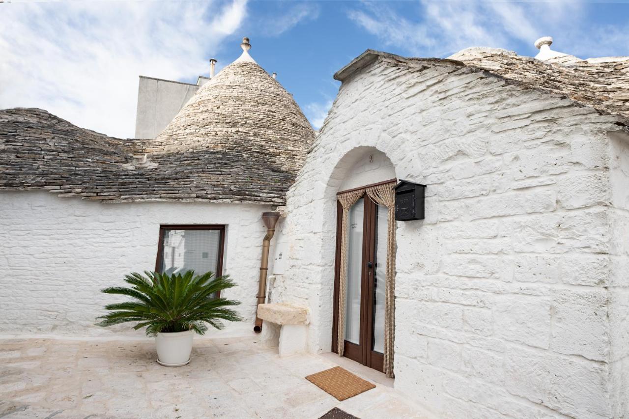 Trulli Quercus Apartment Alberobello Bagian luar foto